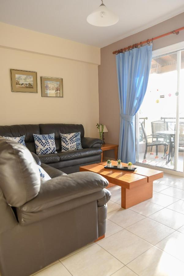 Melania Gardens Apartment 2 Paphos Extérieur photo