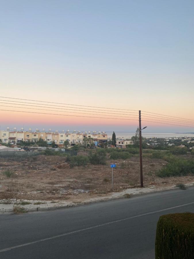 Melania Gardens Apartment 2 Paphos Extérieur photo