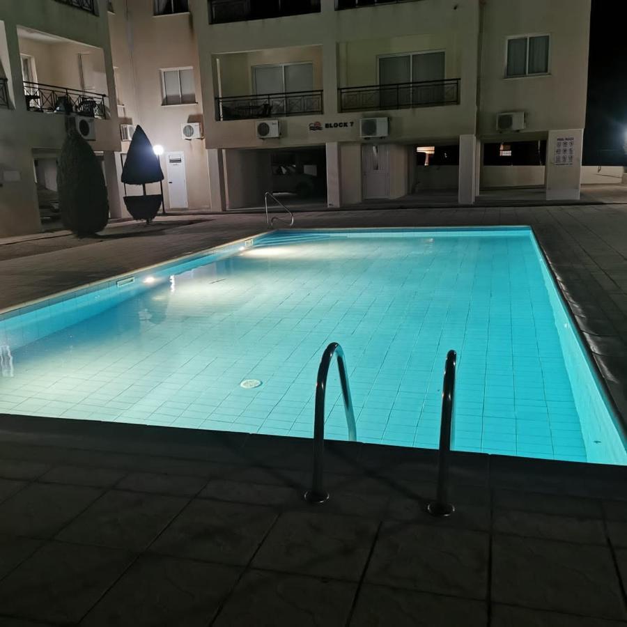 Melania Gardens Apartment 2 Paphos Extérieur photo